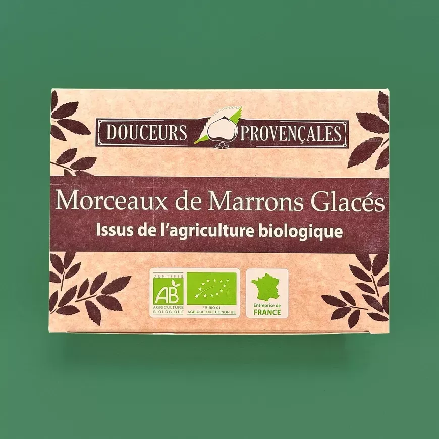 Friandises artisanales de marrons glacés emballées dans du papier écologique